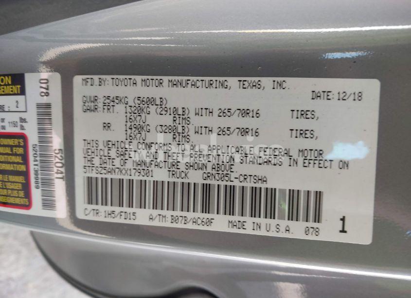 Photo 9 of 2019 Toyota Tacoma TRD OFF ROAD (VIN 5TFSZ5AN7KX179301)