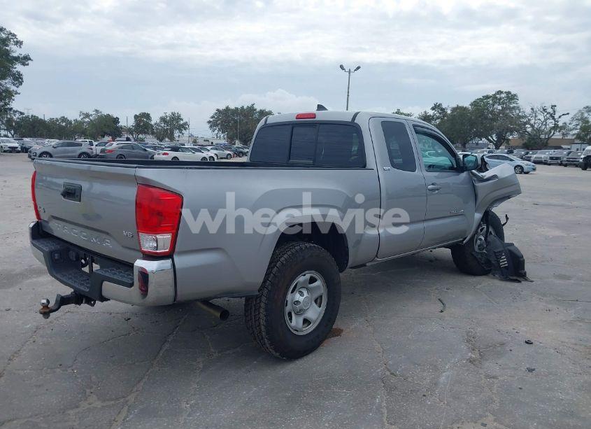 Photo 4 of 2016 Toyota Tacoma SR5 V6 (VIN 5TFSZ5AN8GX032668)