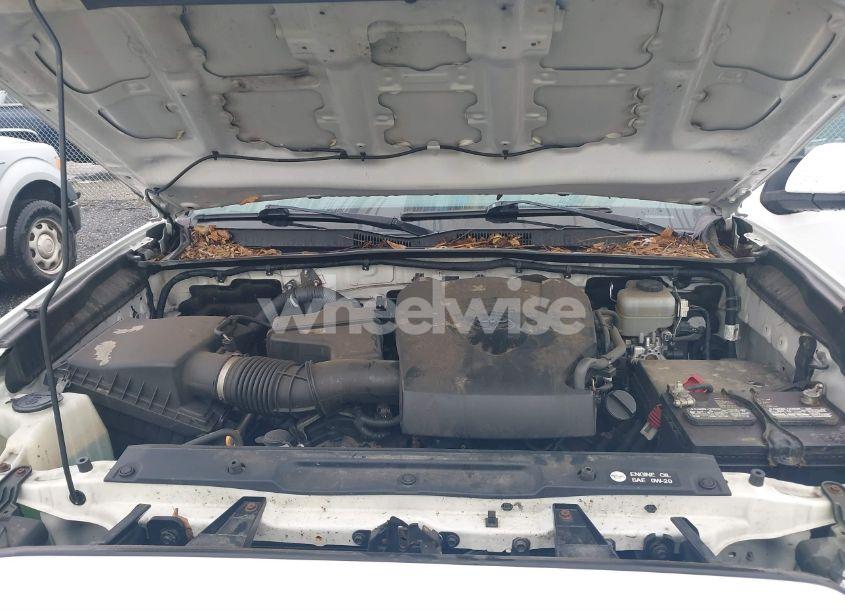 Photo 10 of 2017 Toyota Tacoma TRD OFF ROAD (VIN 5TFSZ5AN8HX056311)