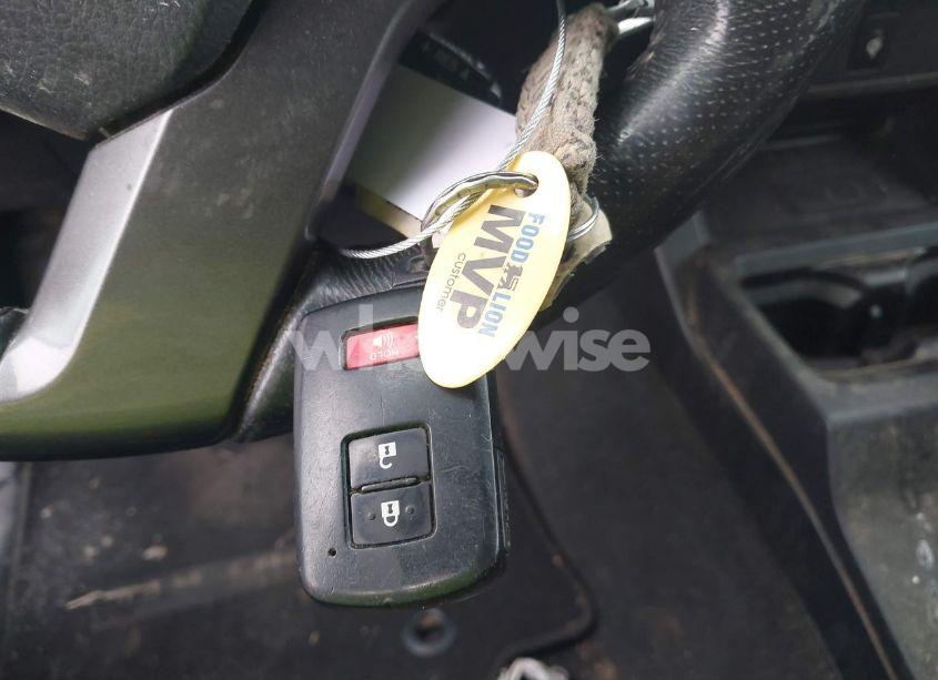 Photo 11 of 2017 Toyota Tacoma TRD OFF ROAD (VIN 5TFSZ5AN8HX056311)