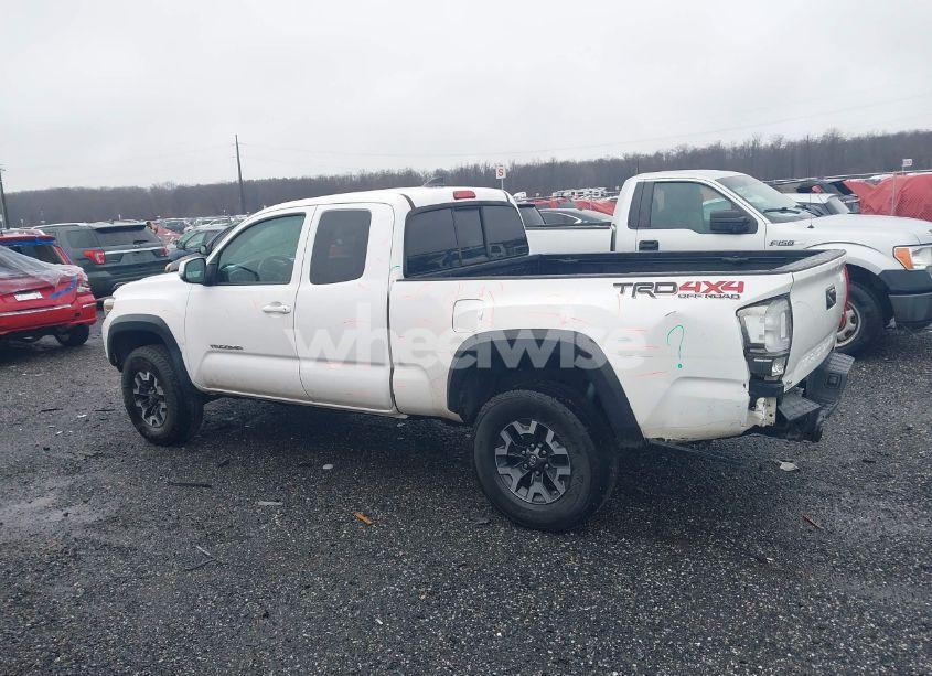 Photo 14 of 2017 Toyota Tacoma TRD OFF ROAD (VIN 5TFSZ5AN8HX056311)