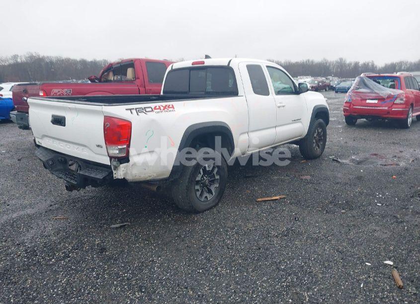 Photo 4 of 2017 Toyota Tacoma TRD OFF ROAD (VIN 5TFSZ5AN8HX056311)