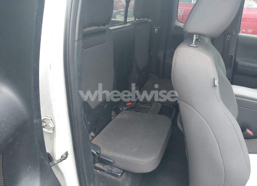 Photo 8 of 2017 Toyota Tacoma TRD OFF ROAD (VIN 5TFSZ5AN8HX056311)