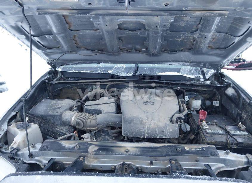 Photo 10 of 2019 Toyota Tacoma SR5 V6 (VIN 5TFSZ5AN8KX184460)