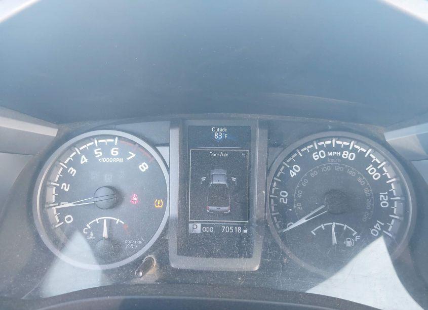 Photo 7 of 2016 Toyota Tacoma SR5 V6 (VIN 5TFSZ5AN9GX005639)