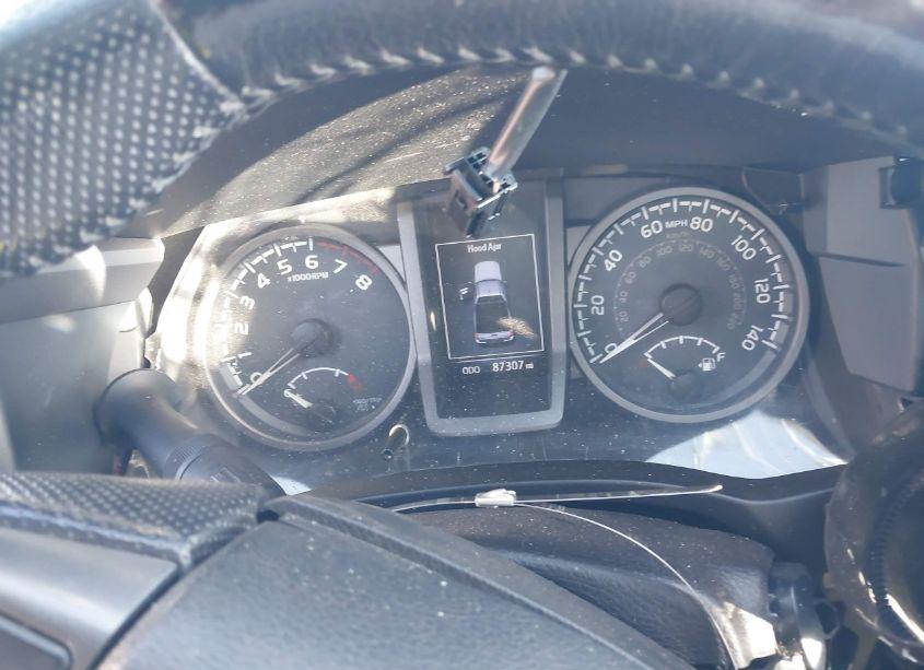 Photo 7 of 2016 Toyota Tacoma TRD SPORT (VIN 5TFSZ5AN9GX022781)