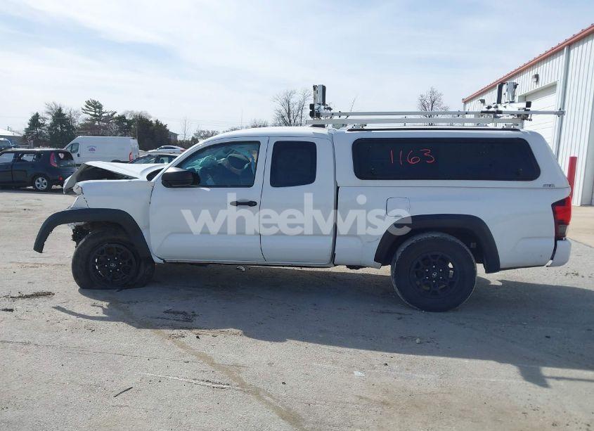 Photo 14 of 2019 Toyota Tacoma SR V6 (VIN 5TFSZ5AN9KX198805)