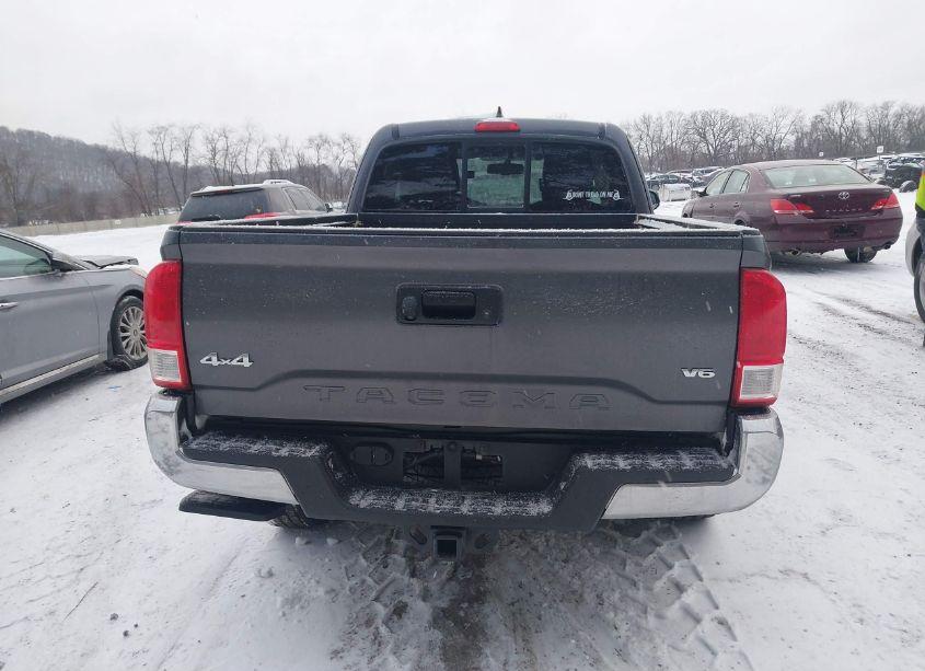 Photo 17 of 2017 Toyota Tacoma SR5 V6 (VIN 5TFSZ5ANXHX119179)