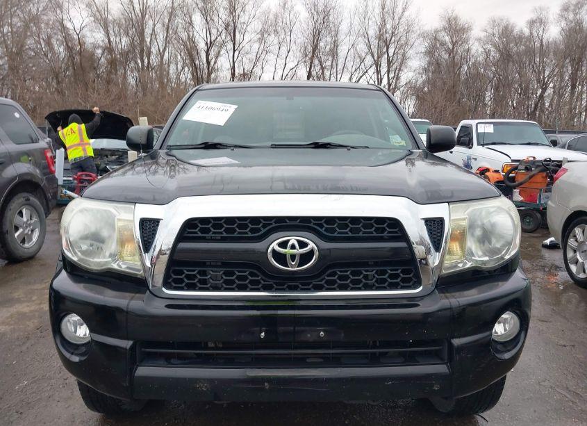 Photo 12 of 2011 Toyota Tacoma PRERUNNER ACCESS CAB (VIN 5TFTU4GN0BX009964)