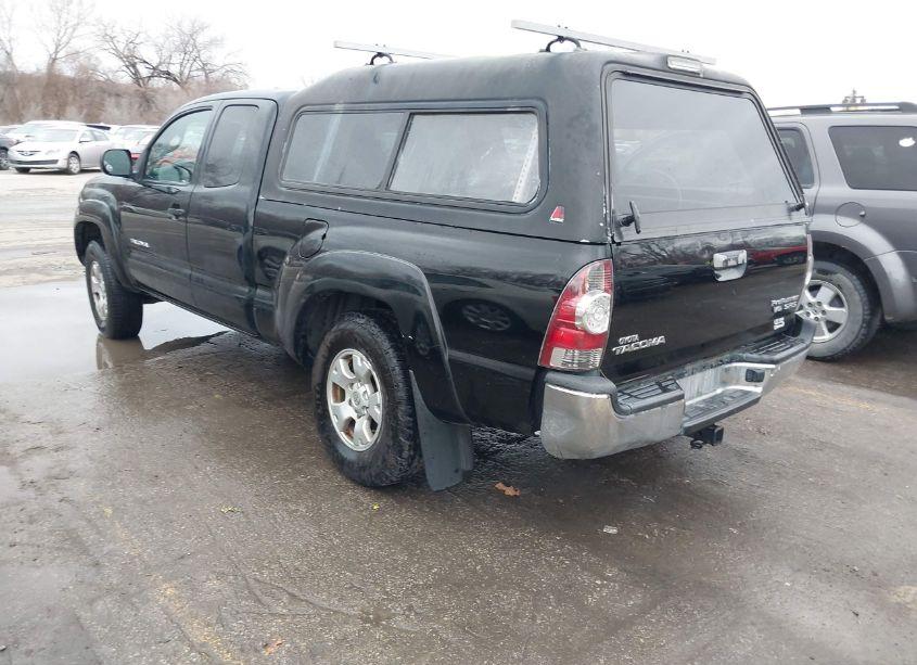 Photo 3 of 2011 Toyota Tacoma PRERUNNER ACCESS CAB (VIN 5TFTU4GN0BX009964)