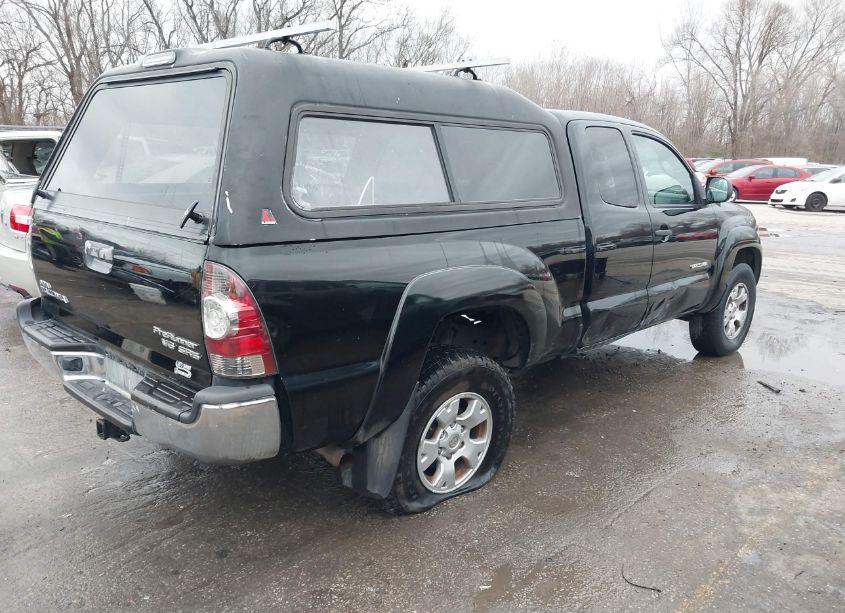 Photo 4 of 2011 Toyota Tacoma PRERUNNER ACCESS CAB (VIN 5TFTU4GN0BX009964)