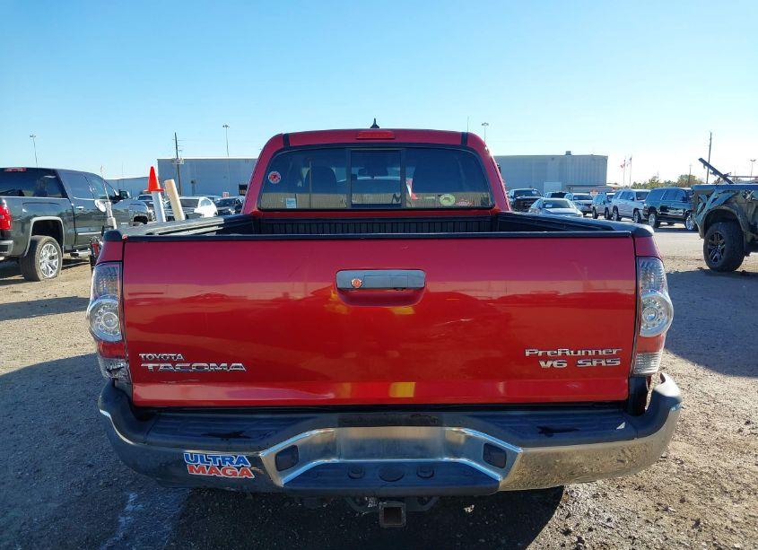 Photo 16 of 2015 Toyota Tacoma PRERUNNER ACCESS CAB (VIN 5TFTU4GN5FX081829)