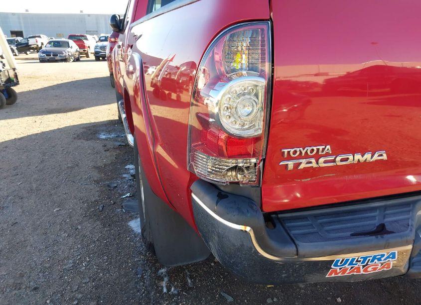 Photo 6 of 2015 Toyota Tacoma PRERUNNER ACCESS CAB (VIN 5TFTU4GN5FX081829)