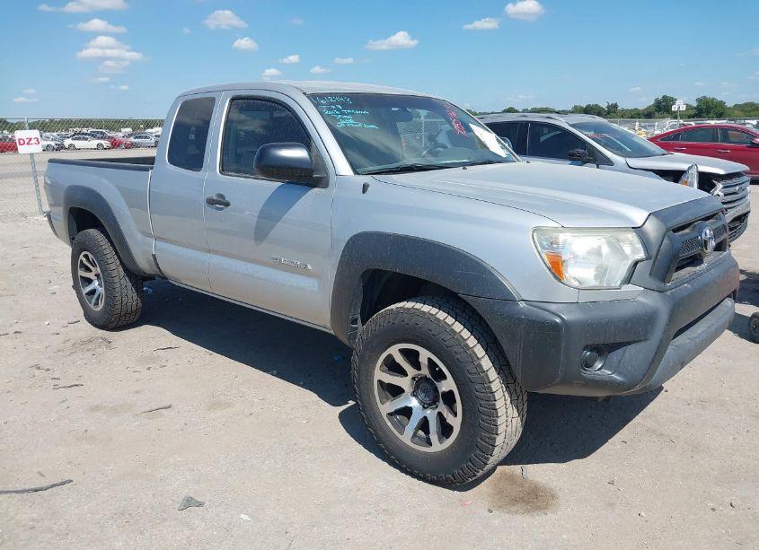 2013 Toyota Tacoma PRERUNNER V6 (VIN 5TFTU4GN7DX044777) main photo
