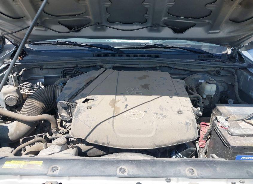 Photo 10 of 2013 Toyota Tacoma PRERUNNER V6 (VIN 5TFTU4GN7DX044777)