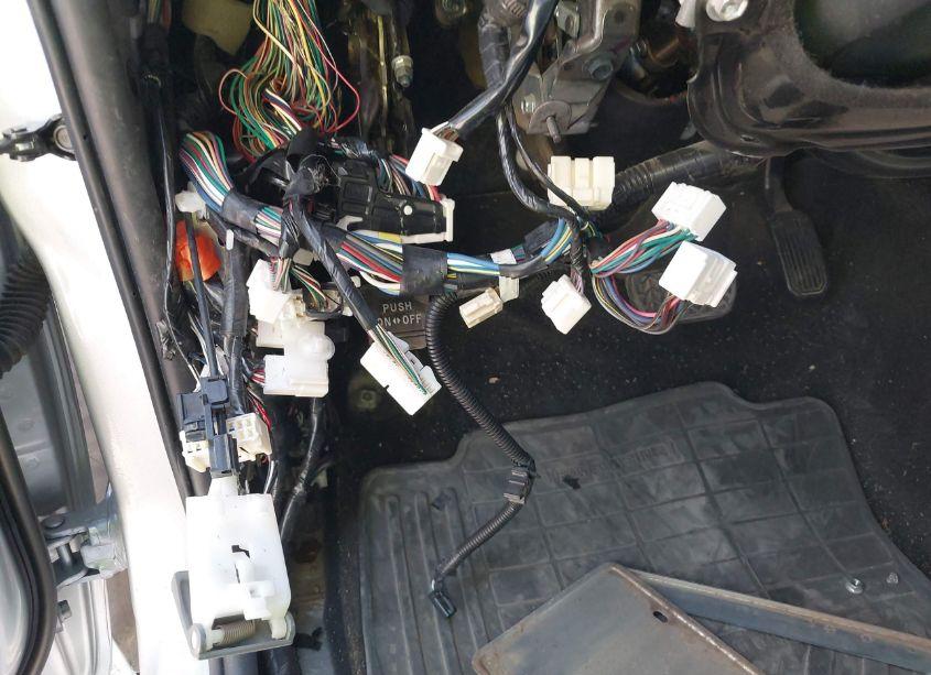 Photo 17 of 2013 Toyota Tacoma PRERUNNER V6 (VIN 5TFTU4GN7DX044777)
