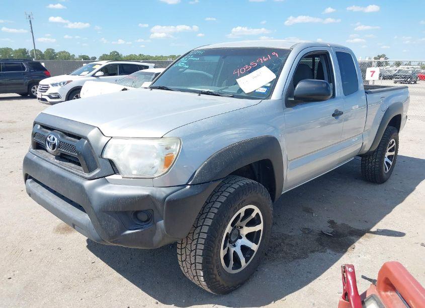 Photo 2 of 2013 Toyota Tacoma PRERUNNER V6 (VIN 5TFTU4GN7DX044777)