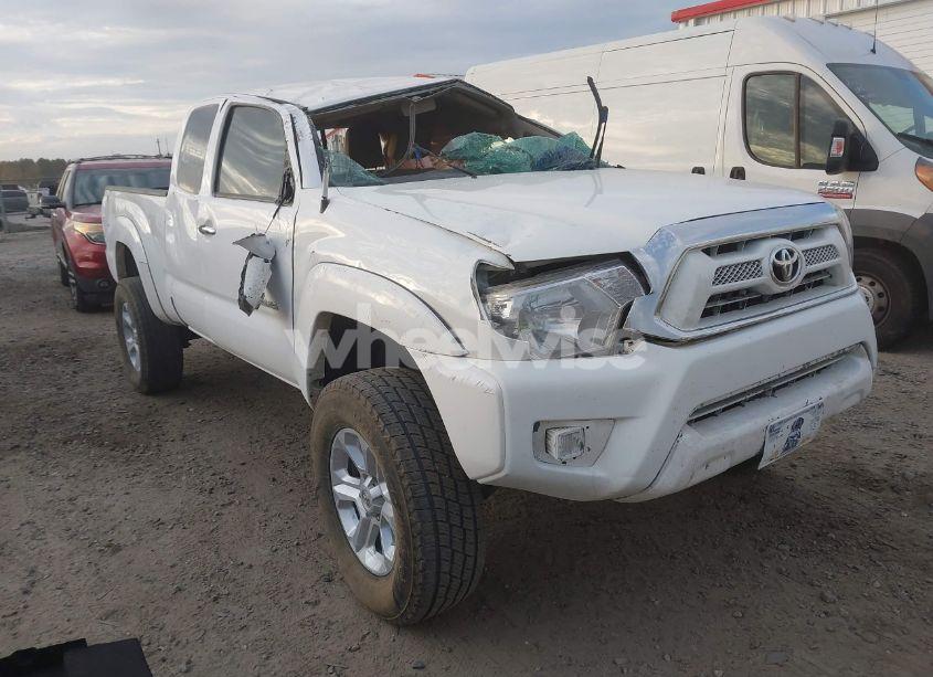 2015 Toyota Tacoma PRERUNNER ACCESS CAB (VIN 5TFTU4GN8FX084806) main photo