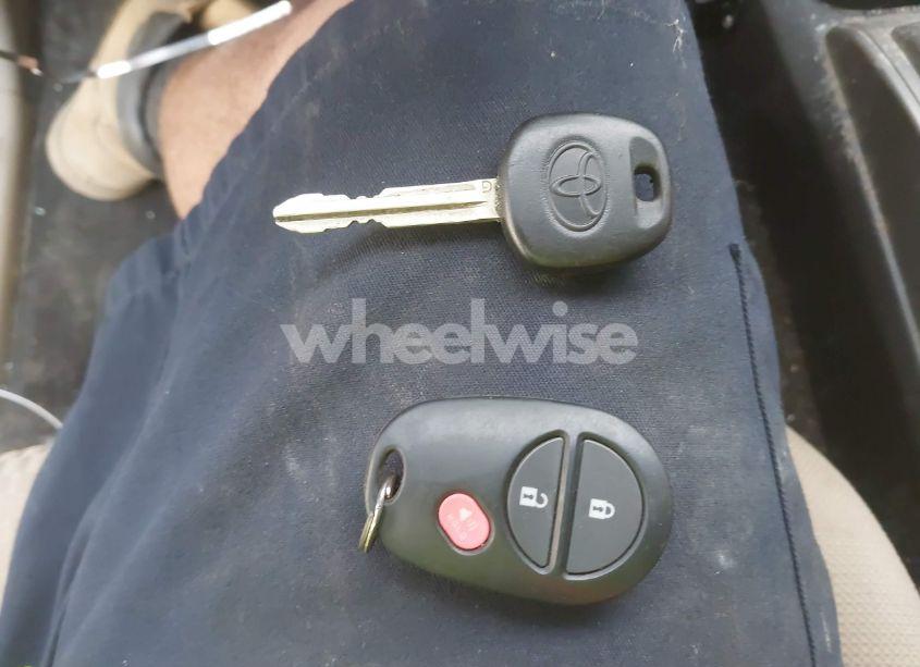 Photo 11 of 2015 Toyota Tacoma PRERUNNER ACCESS CAB (VIN 5TFTU4GN8FX084806)