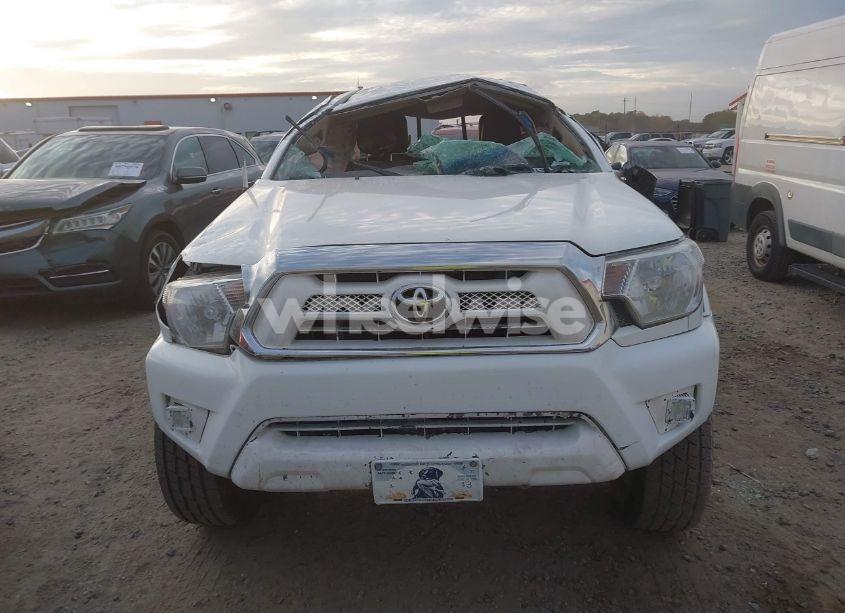 Photo 12 of 2015 Toyota Tacoma PRERUNNER ACCESS CAB (VIN 5TFTU4GN8FX084806)