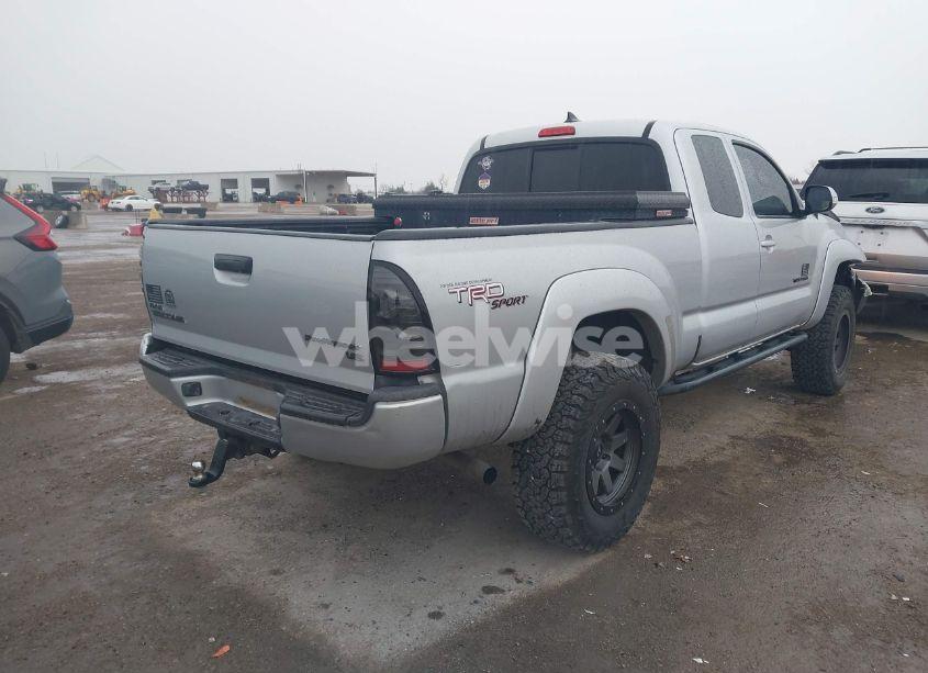 Photo 4 of 2012 Toyota Tacoma PRERUNNER ACCESS CAB (VIN 5TFTU4GN9CX013688)