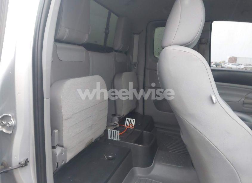 Photo 8 of 2012 Toyota Tacoma PRERUNNER ACCESS CAB (VIN 5TFTU4GN9CX013688)