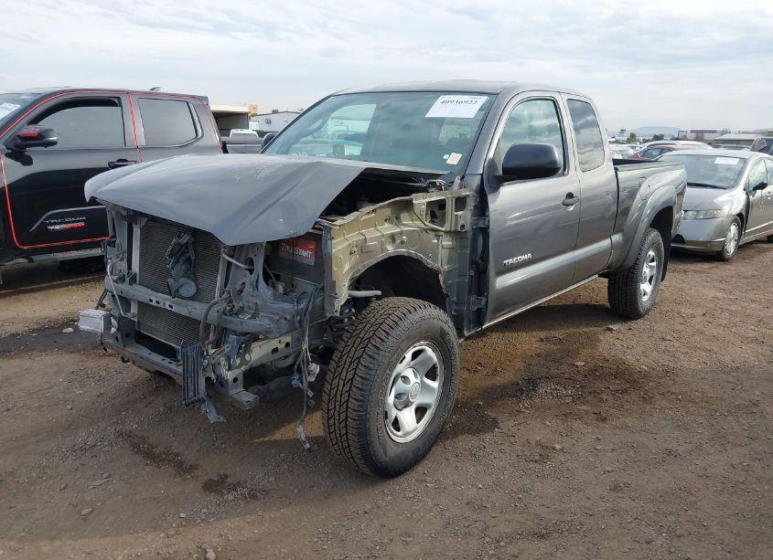 Photo 2 of 2012 Toyota Tacoma PRERUNNER ACCESS CAB (VIN 5TFTU4GN9CX014470)