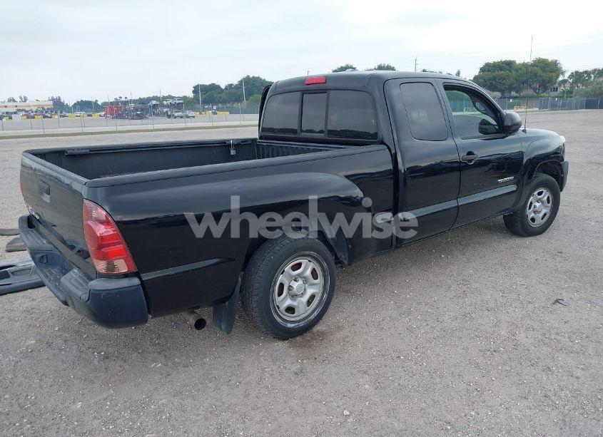 Photo 4 of 2013 Toyota Tacoma (VIN 5TFTX4CN0DX035559)