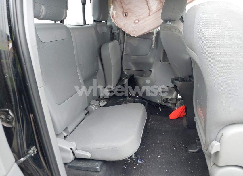 Photo 8 of 2013 Toyota Tacoma (VIN 5TFTX4CN0DX035559)