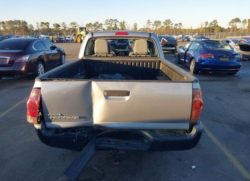 Photo 16 of 2014 Toyota Tacoma (VIN 5TFTX4CN0EX047048)