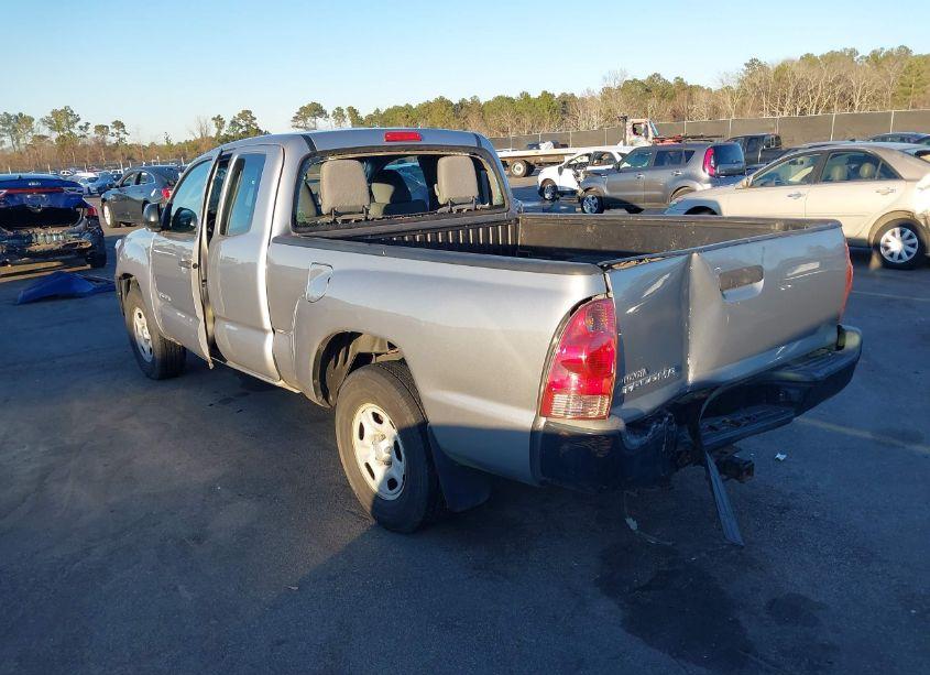 Photo 3 of 2014 Toyota Tacoma (VIN 5TFTX4CN0EX047048)