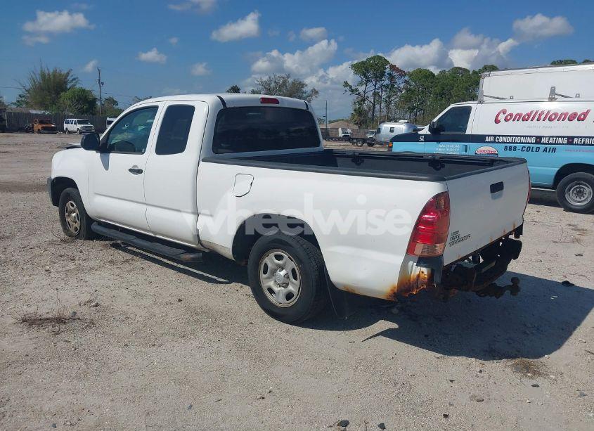 Photo 3 of 2015 Toyota Tacoma (VIN 5TFTX4CN0FX053529)