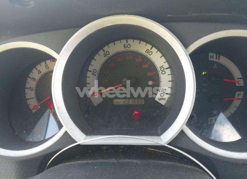 Photo 7 of 2015 Toyota Tacoma (VIN 5TFTX4CN0FX053529)