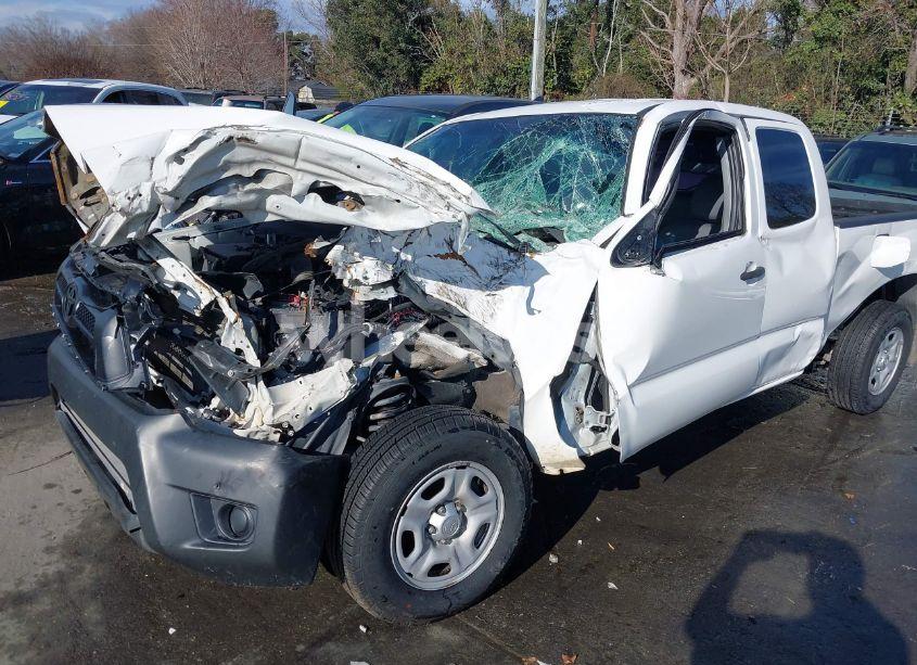 Photo 6 of 2015 Toyota Tacoma (VIN 5TFTX4CN0FX054003)