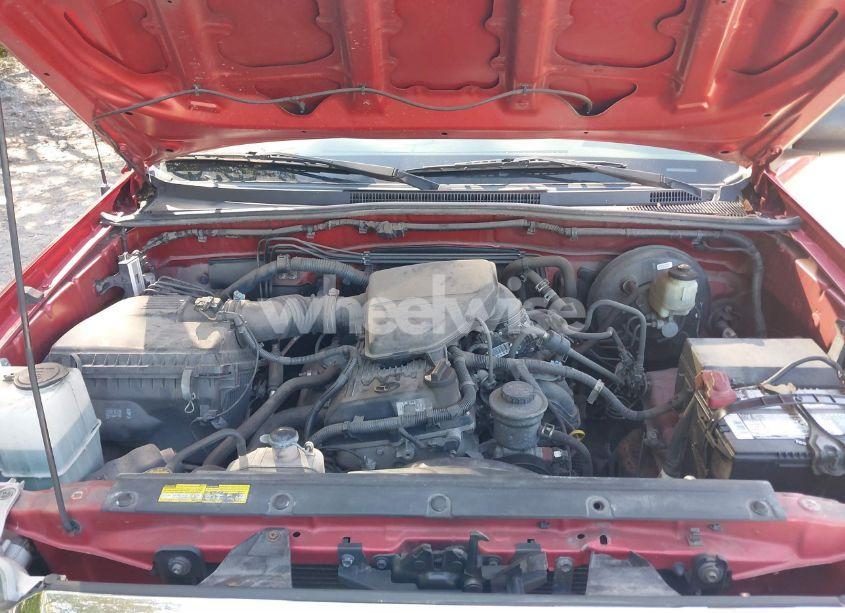 Photo 10 of 2015 Toyota Tacoma (VIN 5TFTX4CN0FX067303)