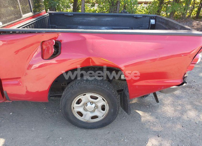 Photo 19 of 2015 Toyota Tacoma (VIN 5TFTX4CN0FX067303)