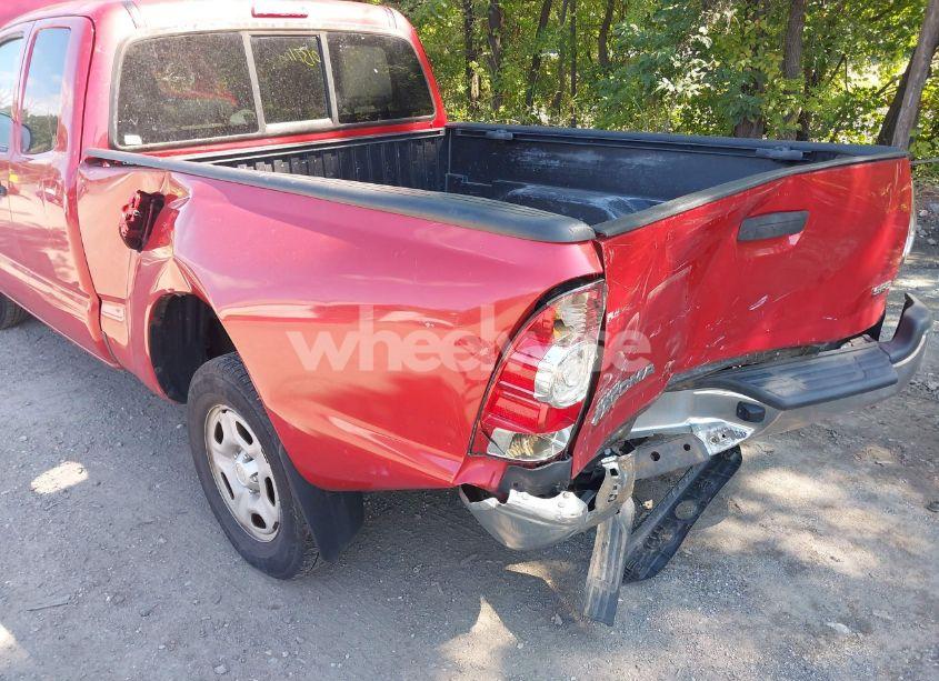 Photo 6 of 2015 Toyota Tacoma (VIN 5TFTX4CN0FX067303)