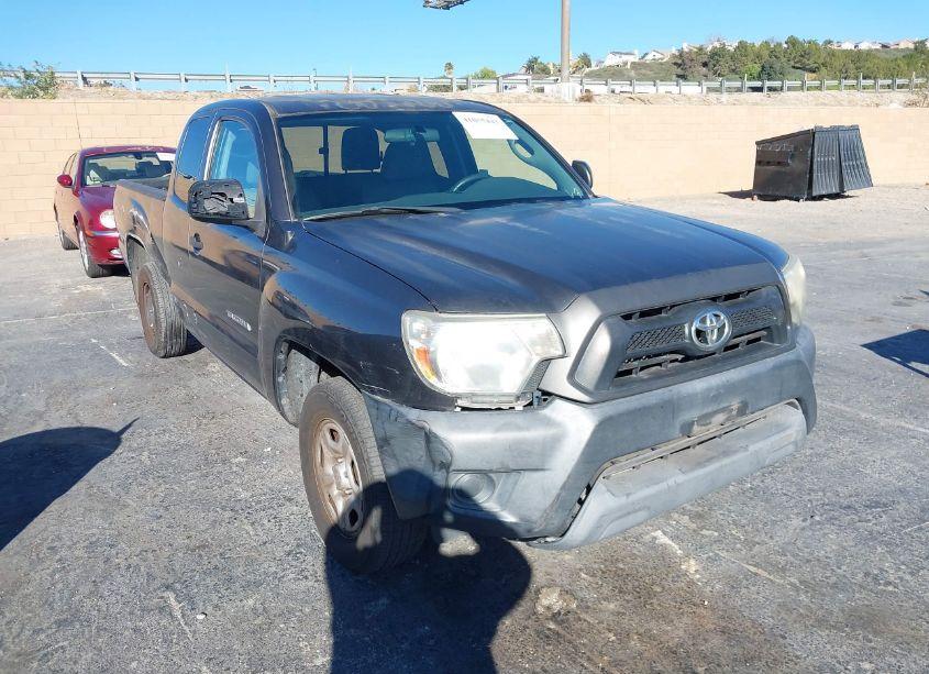 2013 Toyota Tacoma (VIN 5TFTX4CN1DX023825) main photo