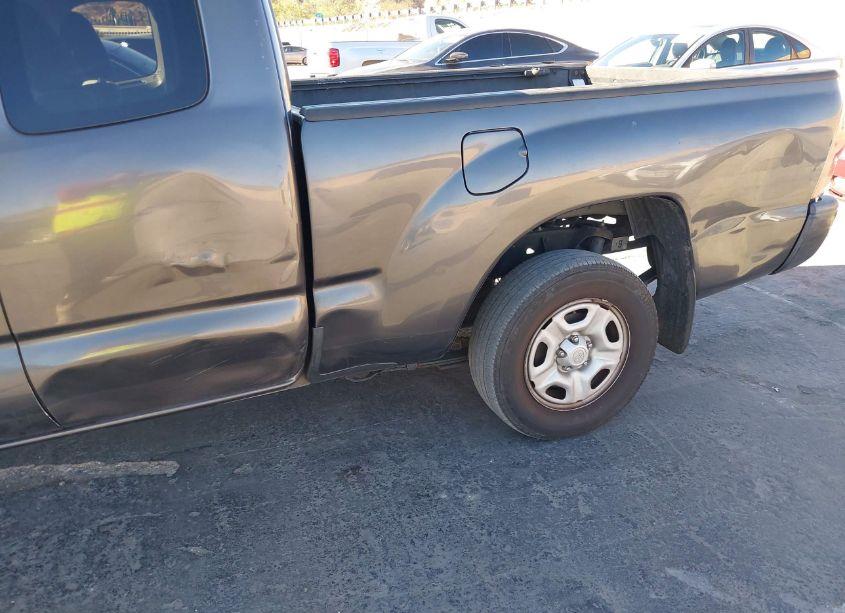 Photo 6 of 2013 Toyota Tacoma (VIN 5TFTX4CN1DX023825)