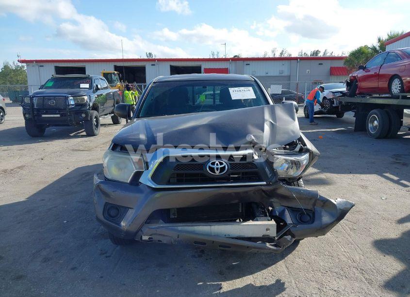 Photo 6 of 2015 Toyota Tacoma (VIN 5TFTX4CN1FX063471)