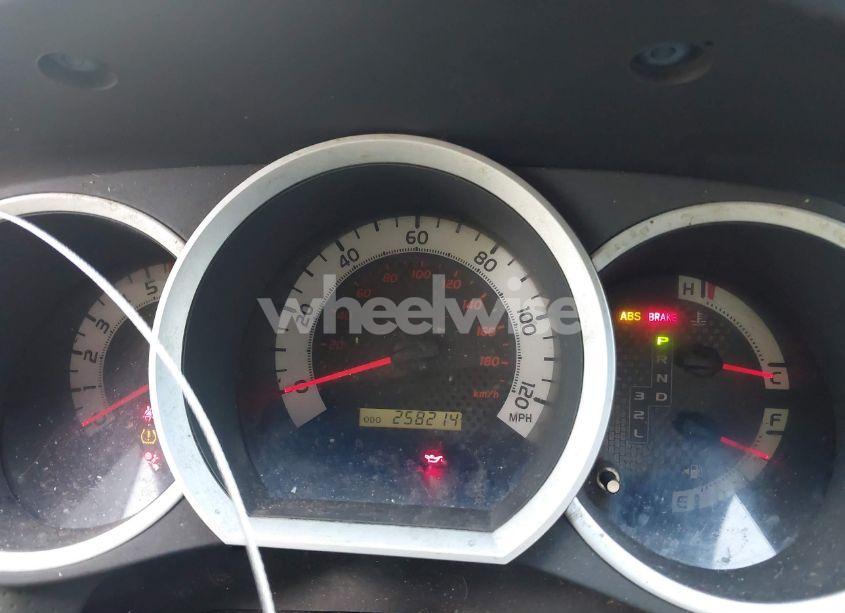 Photo 7 of 2015 Toyota Tacoma (VIN 5TFTX4CN1FX063471)