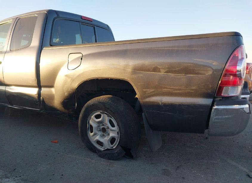 Photo 17 of 2011 Toyota Tacoma ACCESS CAB (VIN 5TFTX4CN2BX009932)