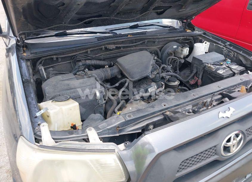 Photo 10 of 2013 Toyota Tacoma N/A (VIN 5TFTX4CN2DX036132)