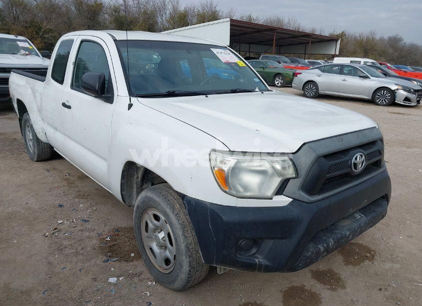 2015 Toyota Tacoma (VIN 5TFTX4CN2FX051491) main photo