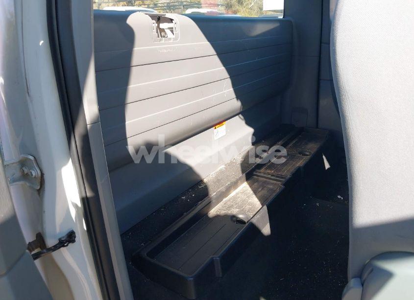 Photo 7 of 2015 Toyota Tacoma (VIN 5TFTX4CN2FX051491)