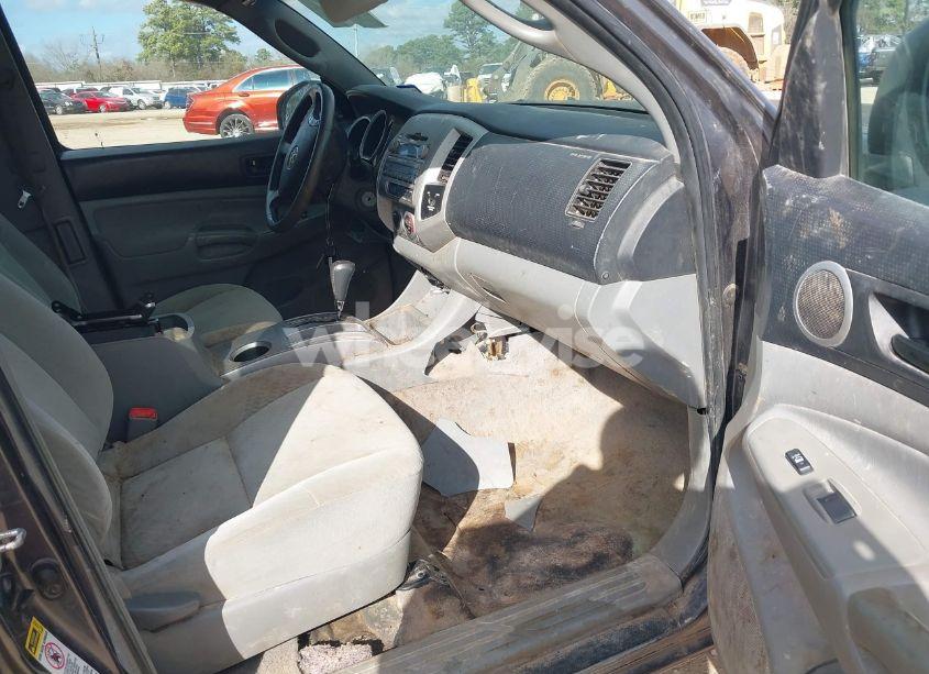 Photo 5 of 2011 Toyota Tacoma ACCESS CAB (VIN 5TFTX4CN3BX006859)