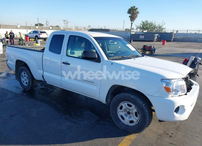 2011 Toyota Tacoma ACCESS CAB (VIN 5TFTX4CN3BX009535) main photo