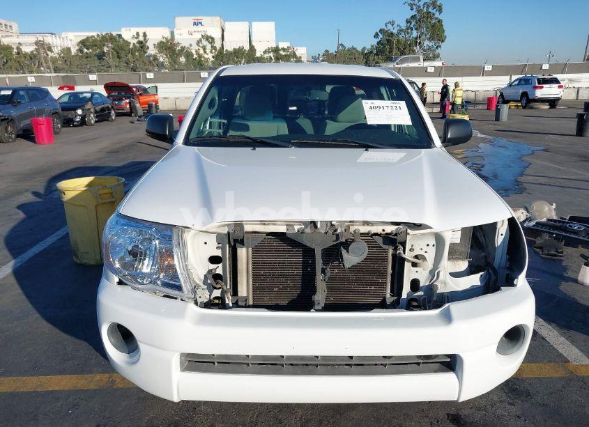 Photo 13 of 2011 Toyota Tacoma ACCESS CAB (VIN 5TFTX4CN3BX009535)