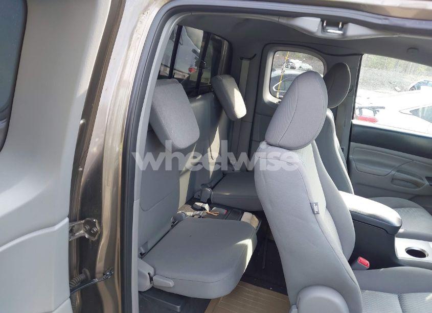 Photo 8 of 2014 Toyota Tacoma (VIN 5TFTX4CN3EX045892)