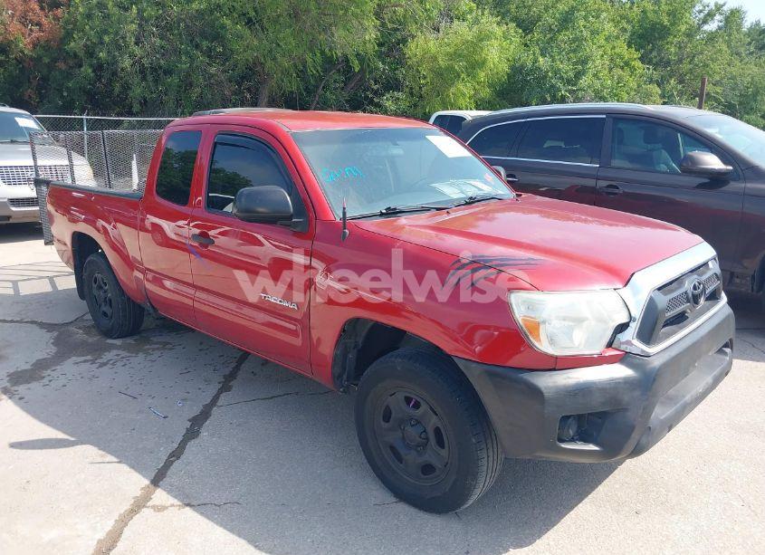 2015 Toyota Tacoma (VIN 5TFTX4CN3FX064864) main photo